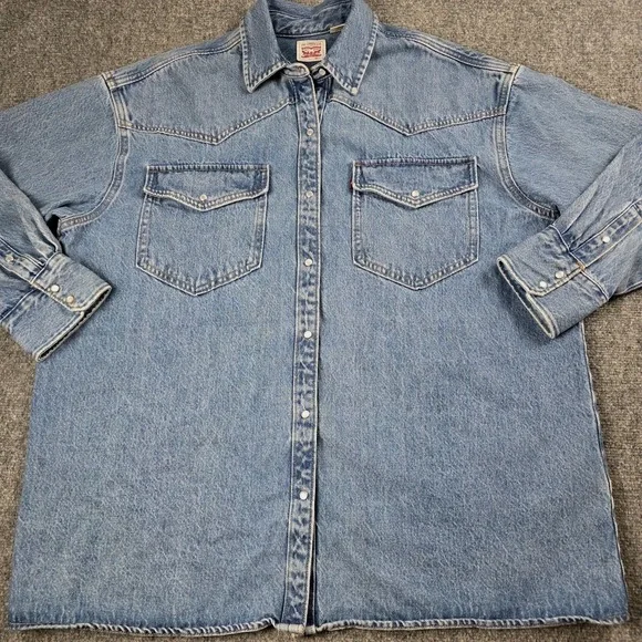 Vintage Levi's Shirt Mens L Blue Denim Pearl Snap Shacket Barn Chore Coat Jacket - Picture 2 of 10